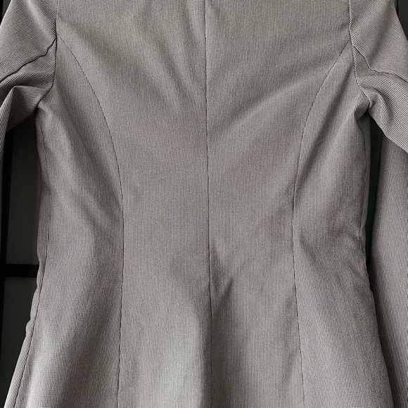 Dynamite blazer with shoulders leather detailing - Picture 5 of 14